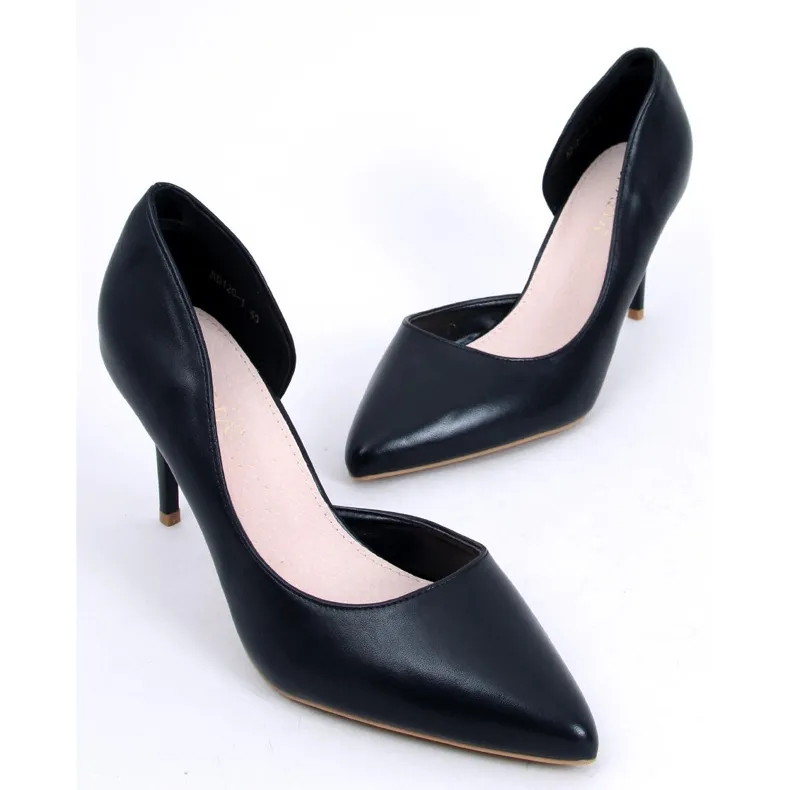 Clous ajourés Cecile Black le noir